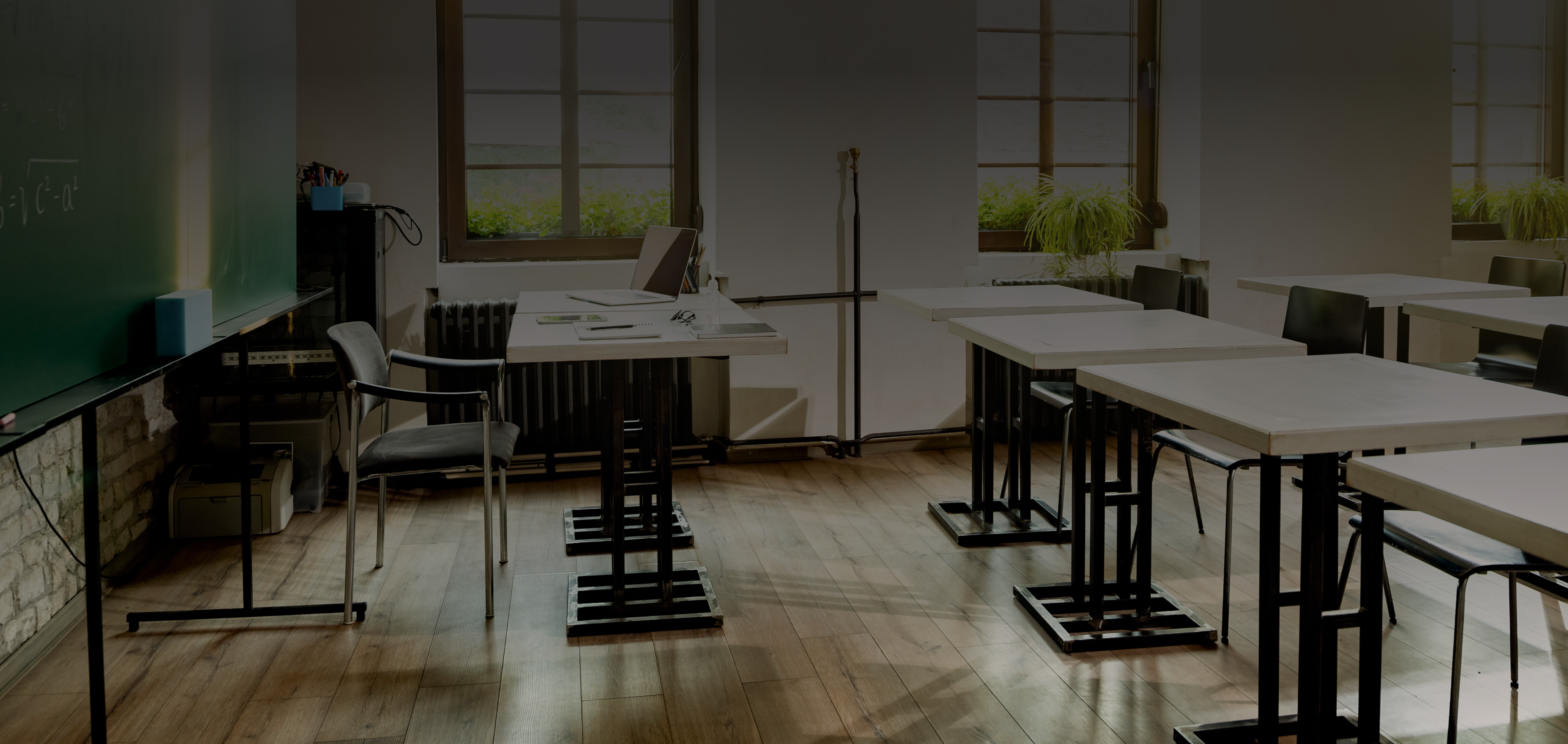 ETechSchoolBus product hero background